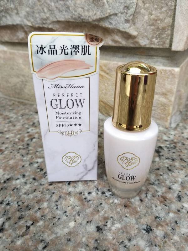 【❤彩妝】Miss Hana 花娜小姐「光澤/裸霧超遮保濕粉底液 SPF30★★★」冰珠上妝新體驗!