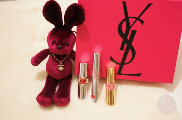 YSL新品:YSL情挑誘吻蜜唇露。YSL情挑誘光水唇膏、YSL情挑誘吻雙色蜜唇膏Yves Saint Laurent