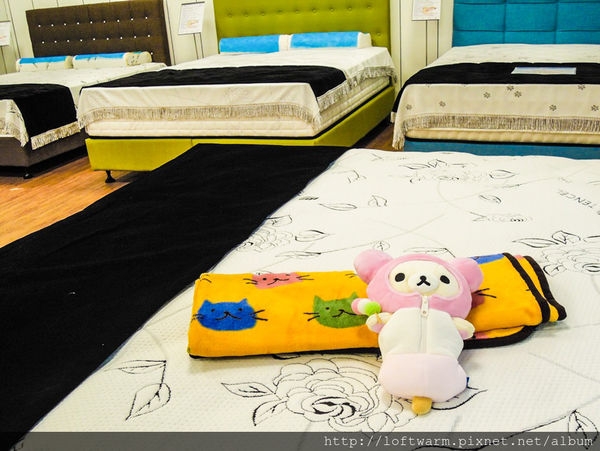 新北台北床墊工廠參觀 八鐘頭睡眠名床 8hourz mattress 直營自銷的寢具品牌 老闆說只想賣他心目中的優質好床墊!