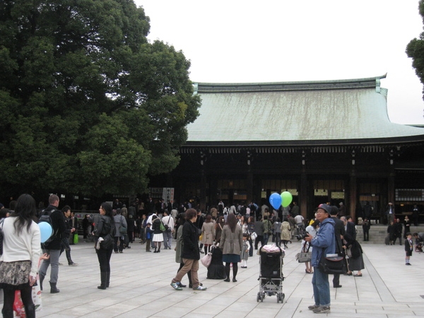 東京 08秋day 6 明治神宮的七五三節 Bonita邦尼和熊抱哥旅行世界部落格 Fashionguide 華人時尚專業評鑑