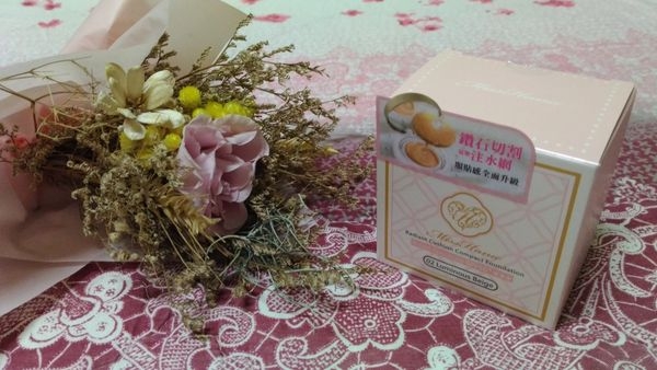 【Miss Hana 花娜小姐】光透無瑕氣墊粉餅SPF50+ ——國民氣墊粉餅升級版。