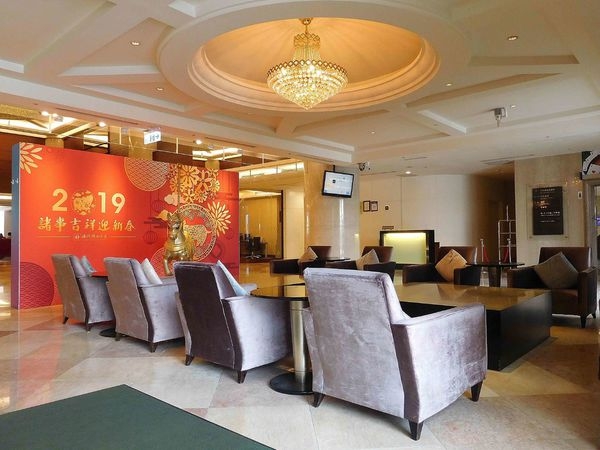 【深坑老街住宿】海灣假日酒店Hione Holiday Hotel,飯店設施交通及早餐buffet,近深坑老街與木柵動物園