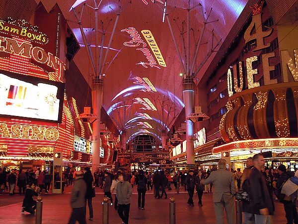 鴨子の美西遊記~Las Vegas拉斯維加斯天幕秀~圖超多滴~