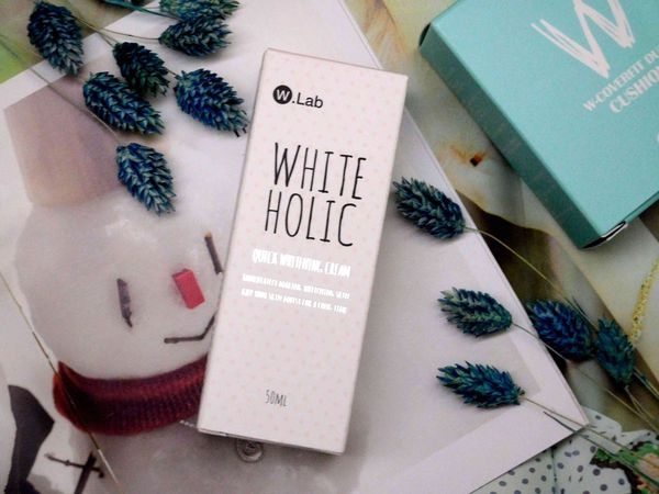 W.Lab白雪公主亮白霜~airbubu找質感好物^^清爽型的素顏霜來啦!!賴床貪睡鬼一定要來一條^^要賴床也要愛漂亮!!