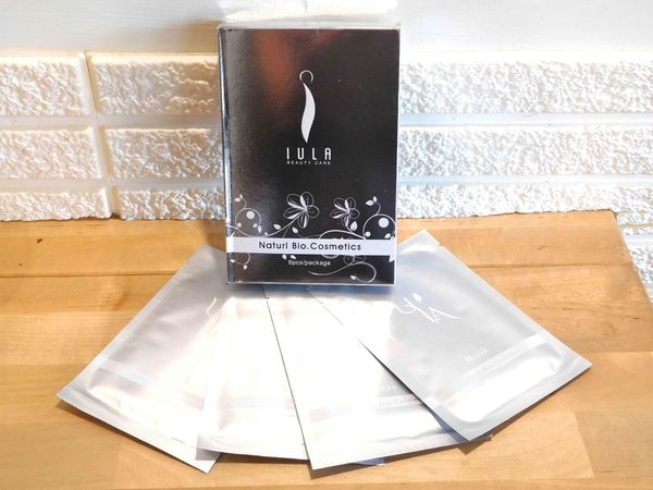 IULA 姷娜 蠶絲三合一隱形淨白抗皺面膜~水狀精華液+面膜超服貼!!面膜狂人鴨子敷給大家看!!換季皮膚不要乾乾的!!