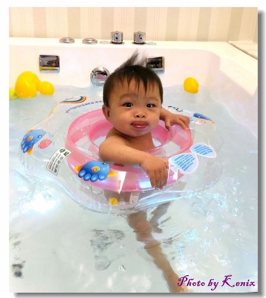 小粉圓成長記事~貴婦級的享受~Baby游泳+SPA初體驗