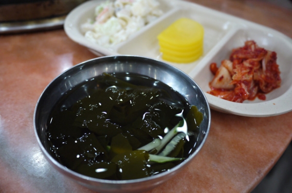 首爾 2012新村춘천집 닭갈비 막국수春川家辣炒雞排