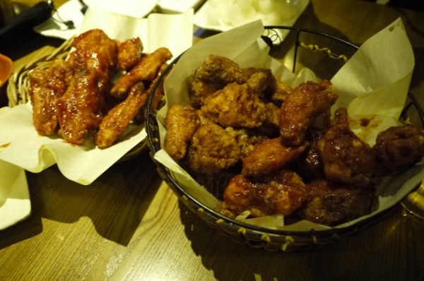 首爾 2012-2013人間最美味KyoChon橋村炸雞弘大店