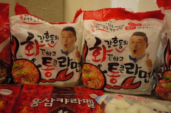 首爾 2012-2013戰利品 美妝 零食 雜物