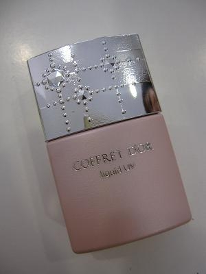 頂著2010春夏COFFRET D'OR底妝 去看棒球