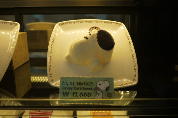 仁川機場 查理布朗咖啡CHARLIE BROWN CAFE