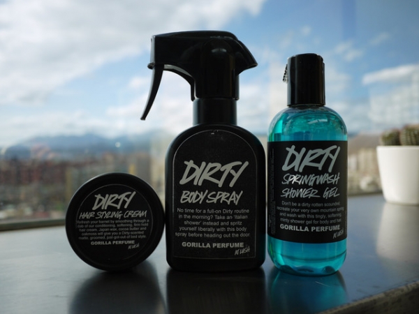 LUSH 7月新品 DIRTY沐浴露 有贈獎活動喔 :)