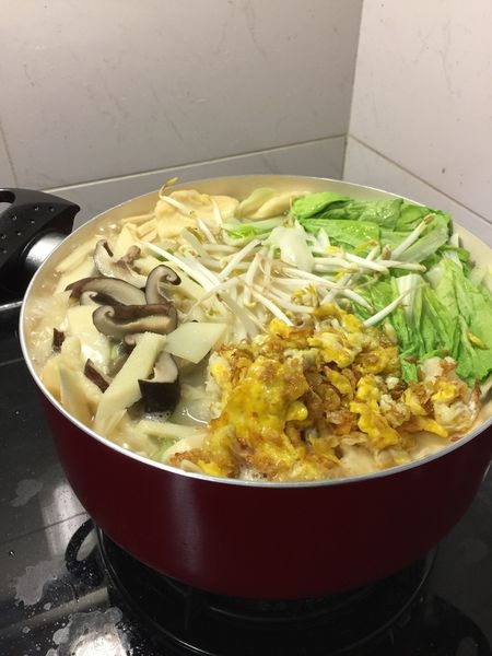 固鋼晶紅陶瓷不沾鍋具組x媽媽牌麵疙瘩煮法
