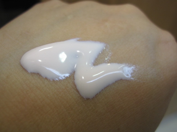 ALBION艾倫比亞 雪膚凝潤底妝系列
