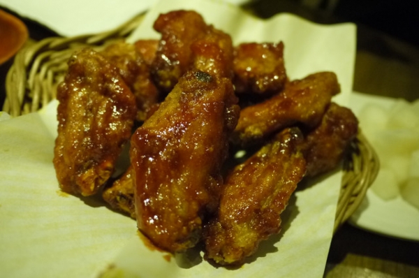 首爾 2012-2013人間最美味KyoChon橋村炸雞弘大店