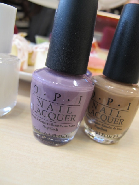 指甲要亮要霧2瓶搞定 O.P.I TOP COAT & essie - Matte About You