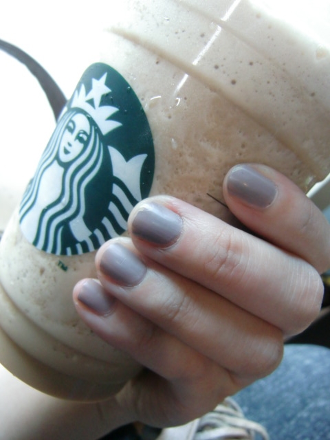 指甲要亮要霧2瓶搞定 O.P.I TOP COAT & essie - Matte About You