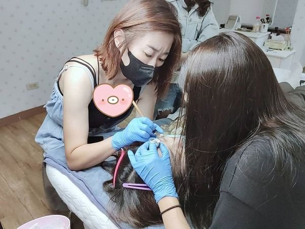 想學完整技術的紋繡嗎?台南紋繡小默老師不藏私手把手教學~@W.手工紋繡藝術學院