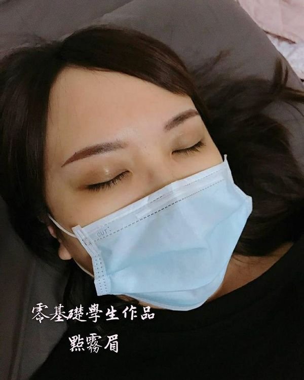 台南紋繡教學#點霧眉#零基礎學生作品@W.手工紋繡藝術學院