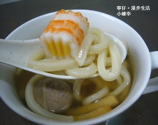 《宅配》叮叮易煮烏龍麵(豚骨、味噌、柴魚、泡菜、泰式海鮮)-料好味美。快速方便