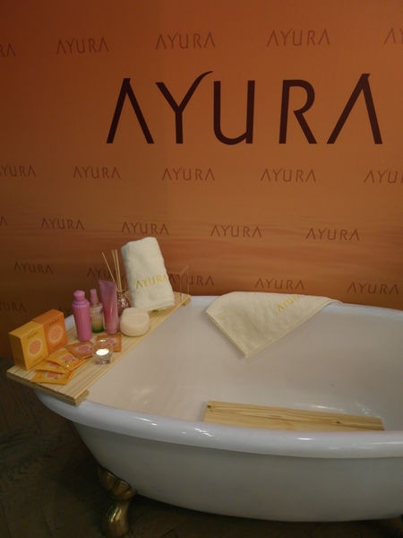 AYURA美活沙美體平衡溫感凝露+按摩板=擊退小腹凸出