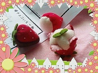小婷不織布手工發表--草莓雪果...草莓點心應該是~哈