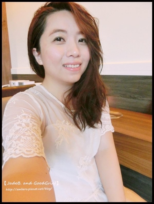 【妝 】旅行時 | 姐堅持,開架彩妝打造質感韓系清新阿姨妝*with新貨登場花娜小姐小粉紅睫毛膏。