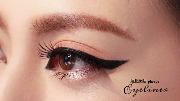 『秋冬一定要學』歐美正夯的狐狸眼線foxy eyes~~圓眼睛也能勾勒出狐狸眼的魅惑感