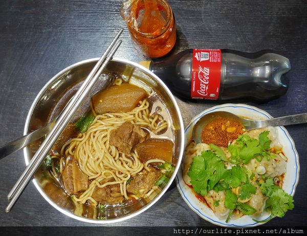 台中SOGO.湯頭清甜的牛肉麵@班長好麵館