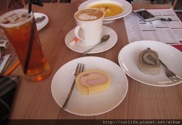 台中.適合大頭去喝的咖啡店@kokonana cafe(+wifi)