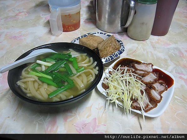 台中.古早味的大麵羹@中華路篤行大麵羹
