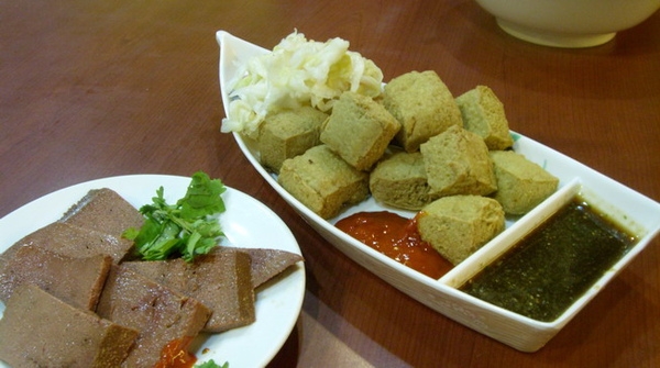 台北.青草益菌臭豆腐@一吃獨秀
