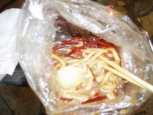 阿六魯味-一中超人氣魯味