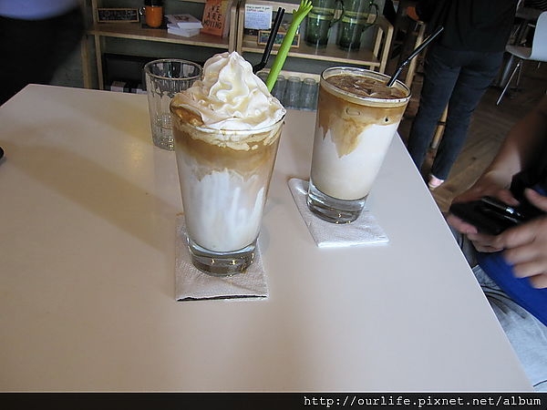 台中.約會喝咖啡聖地@retro coffee(免費wifi)