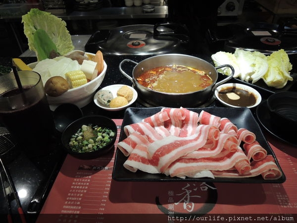 台北.料鮮味美價實的麻辣涮涮鍋@落香極品涮涮鍋