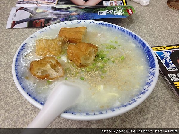 新北中和.綿軟滑順的金門艇仔粥@津味金門廣東粥