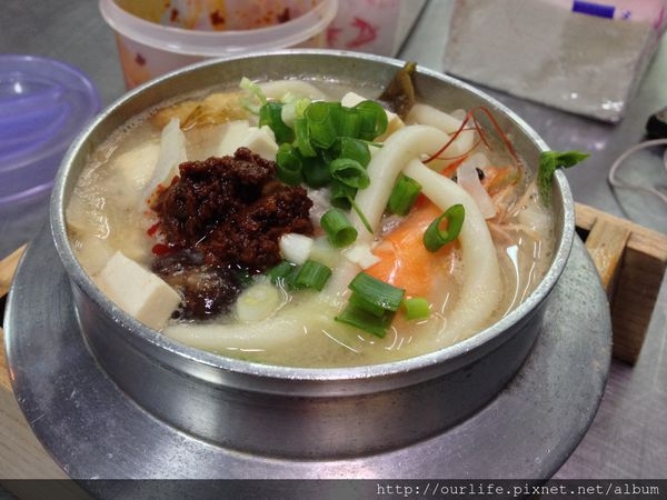 台中.65元湯甜麵Q的味噌烏龍麵@中美街無名麵攤