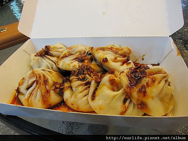 台中南屯.皮薄饀兒多小籠包@珍饌鮮肉湯包