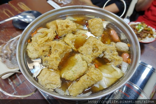 台中大里.暖身好吃又便宜的藥膳鮮蝦鍋@就醬子烤吧永隆店