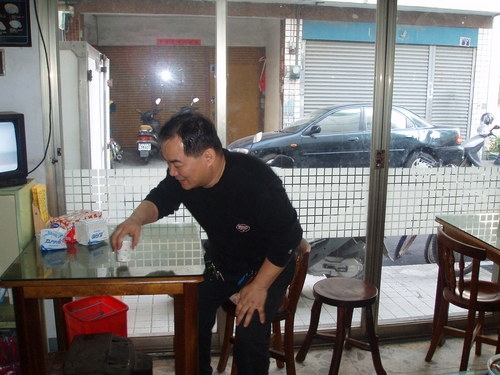 上港有名聲~下港有出名的東海-國際街牛肉麵