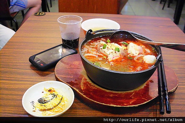 台中.80元韓式豆腐海鮮鍋燒烏龍麵@石頭記平價石鍋料理專賣店