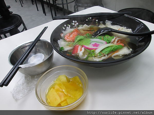 台北.有點才有捏的滑嫩海鮮麵疙瘩@元亭小館