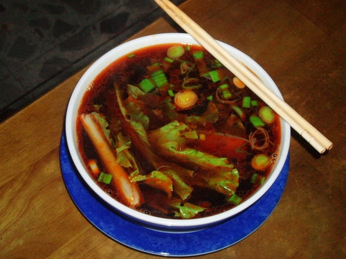 上港有名聲~下港有出名的東海-國際街牛肉麵