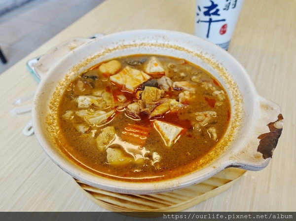台中中國附醫.60元暖身滋補的山藥雞湯@德饡雞湯王