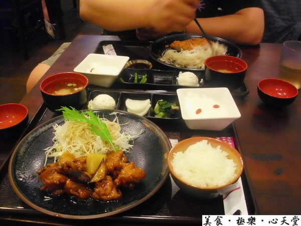 台中.甜點比炸豬排還優的豬排飯@知心炸豬排