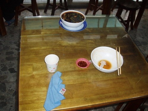 上港有名聲~下港有出名的東海-國際街牛肉麵