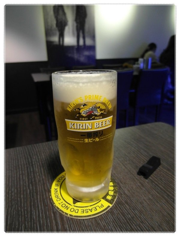 (新北市板橋美食-江子翠捷運站) 9% 酒趴旋轉串燒bar~消費打卡享10元銅板價照燒醬特製飯