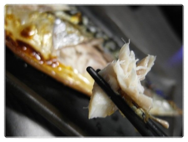 (新北市板橋美食-江子翠捷運站) 9% 酒趴旋轉串燒bar~消費打卡享10元銅板價照燒醬特製飯