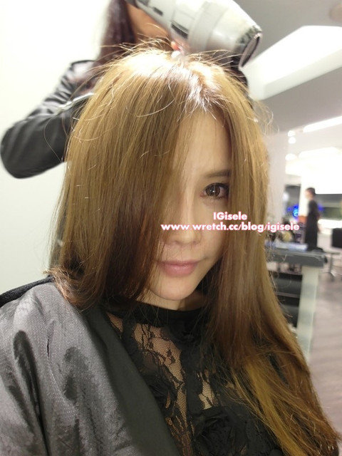 [<em>头发</em>] 剪<em>一次</em>称<em>半年</em>&最常问我<em>染</em>甚么颜色<em>头发</em>