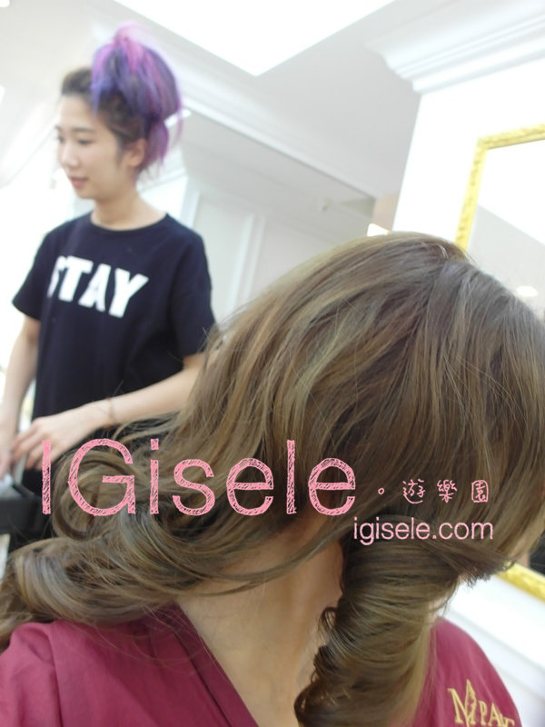 [<em>头发</em>] 剪<em>一次</em>称<em>半年</em>&最常问我<em>染</em>甚么颜色<em>头发</em>